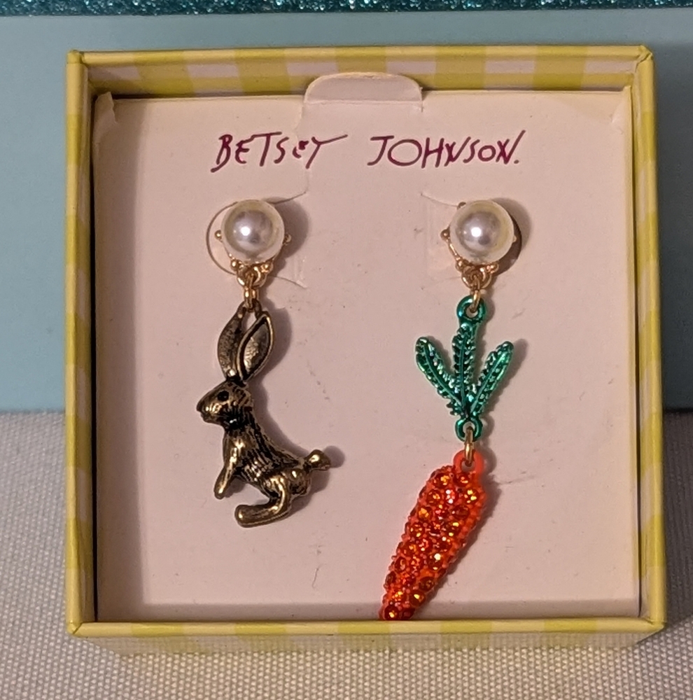 Betsey Johnson Gold Rabbit and Orange Carrot Earrings
